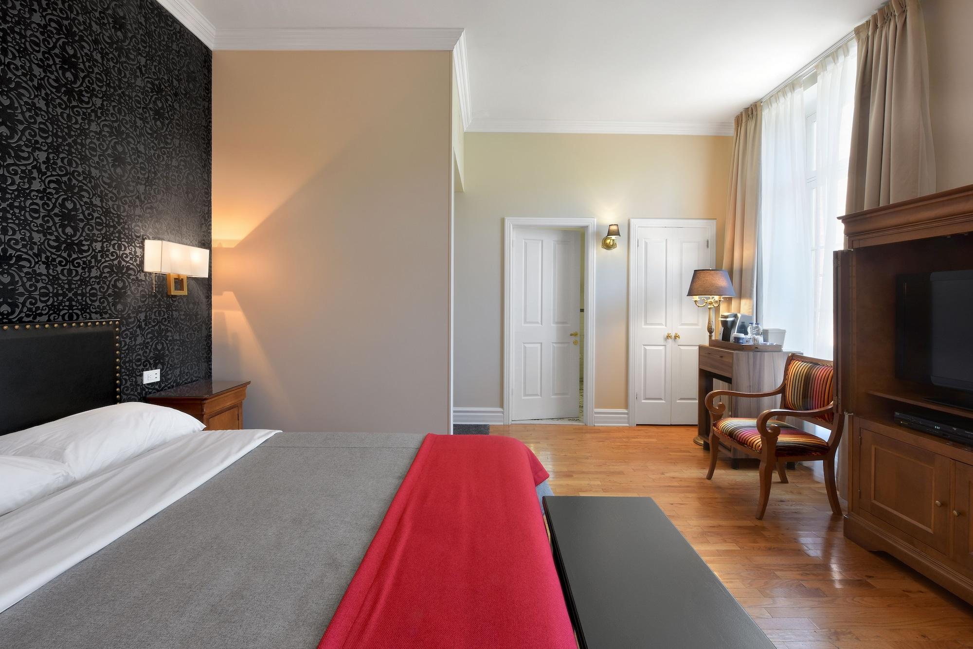 Hotel Bonaparte Montreal Luaran gambar