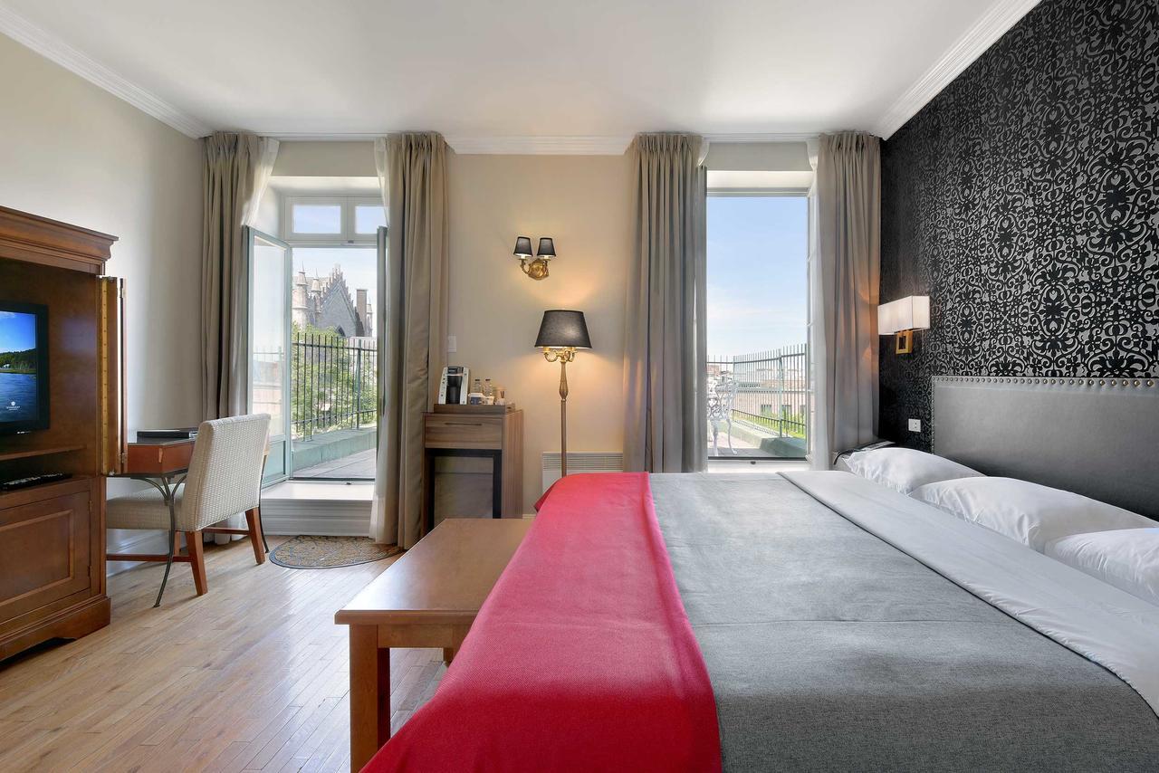 Hotel Bonaparte Montreal Luaran gambar